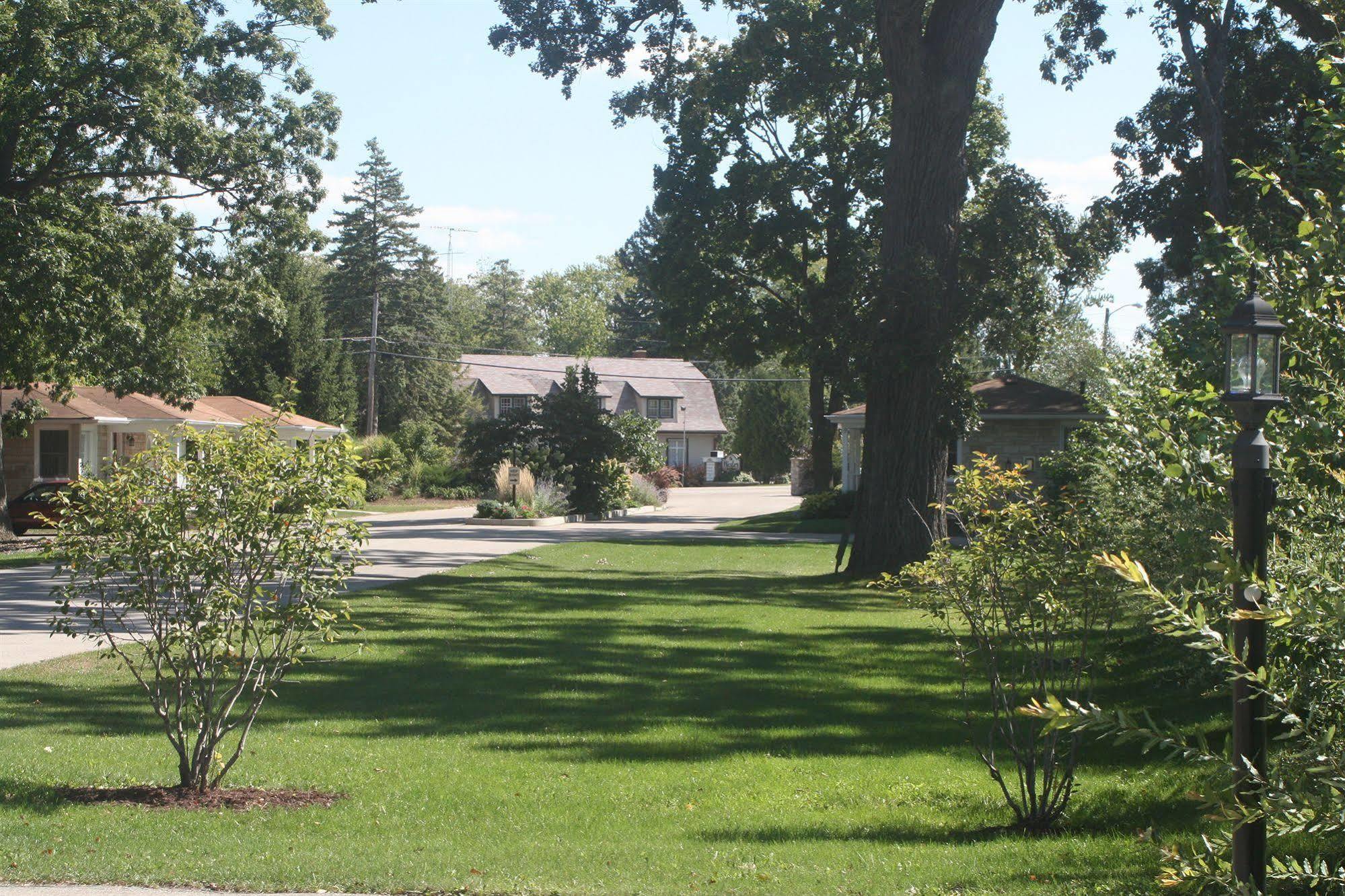 Seven Oaks Bed & Breakfast Lake Geneva Εξωτερικό φωτογραφία