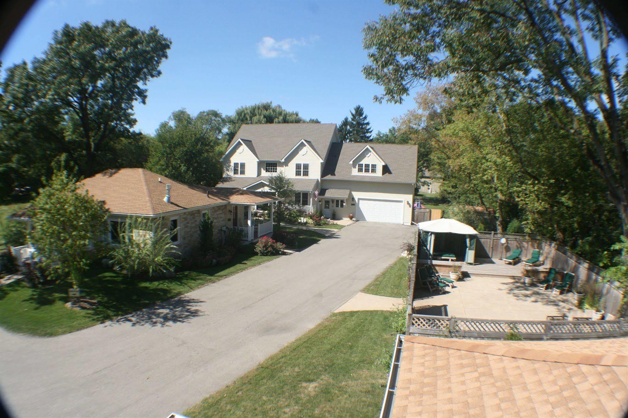 Seven Oaks Bed & Breakfast Lake Geneva Εξωτερικό φωτογραφία