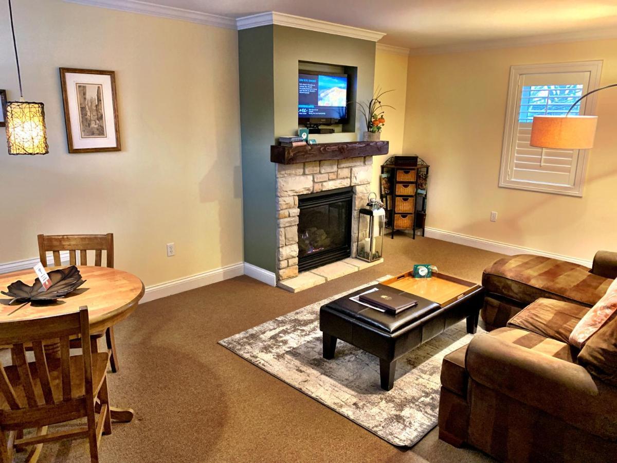 Seven Oaks Bed & Breakfast Lake Geneva Εξωτερικό φωτογραφία