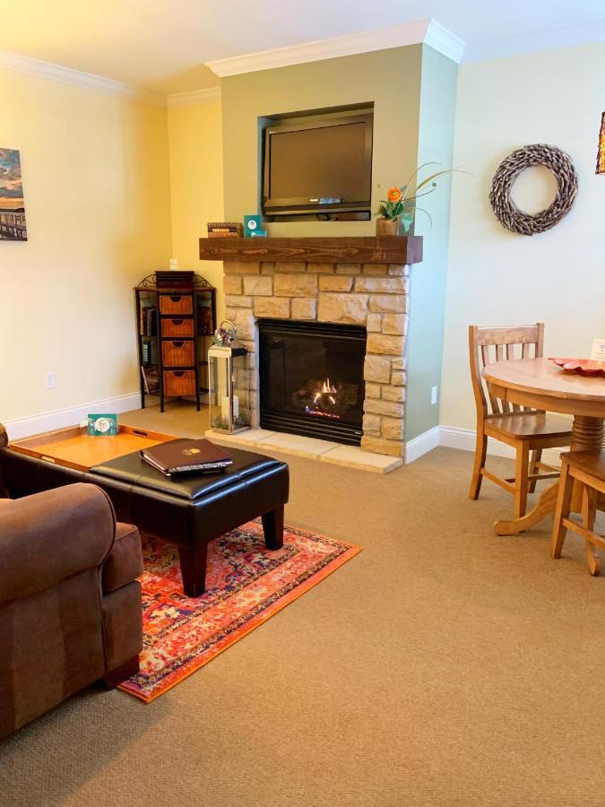 Seven Oaks Bed & Breakfast Lake Geneva Εξωτερικό φωτογραφία